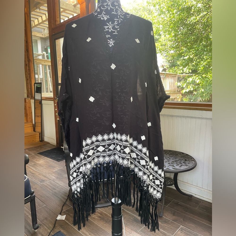 Alice + Olivia Black and White Poncho Tunic with Fringe